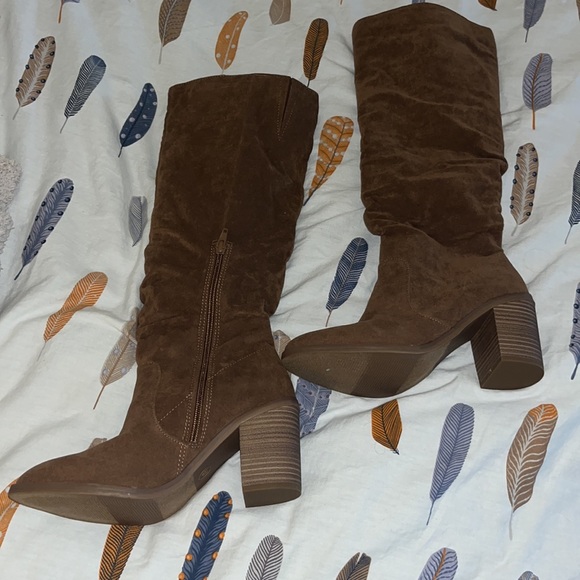 Target boots - Picture 2 of 3